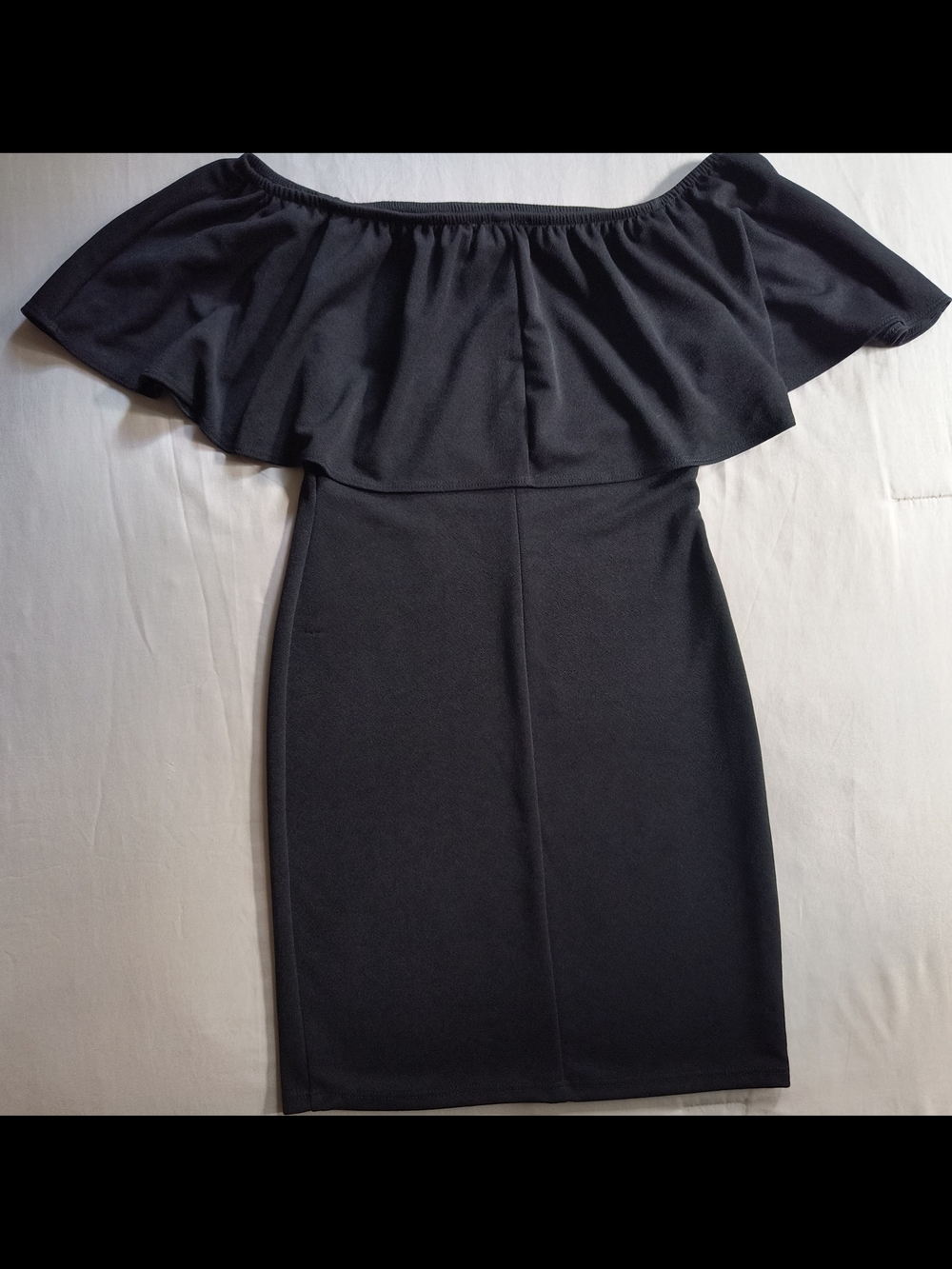 Off-Shoulder Black Ruffled Cocktail Dress - Picture 4 of 5